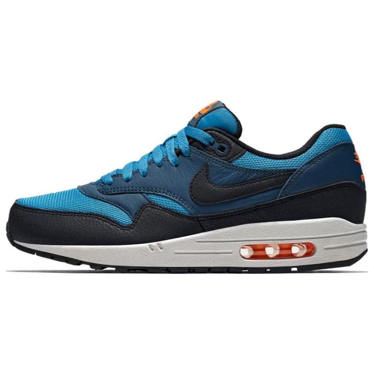 Nike Air Max 1 Essential Stratus Blue Men Sneakers Squadron-Blue Wolf-Grey Black 537383-402
Nike Air Max 1 Essential Stratus Blue Men Sneakers Squadron-Blue Wolf-Grey Black 537383-402