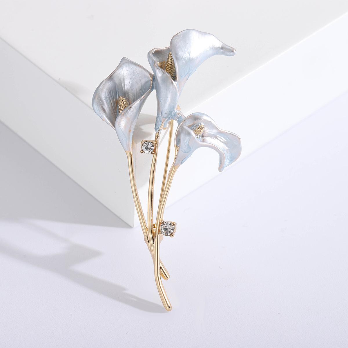 Литературный цветок брошь мода эмаль капающий тюльпан корсаж маленький свежий одежда аксессуары синий
Литературный цветок брошь мода эмаль капающий тюльпан корсаж маленький свежий одежда аксессуары синий