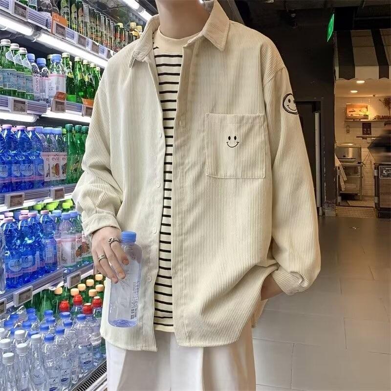 Весенне-осенняя рубашка с длинным рукавом и принтом улыбки для мужчин, в гонконгском стиле, в японском стиле, свободная, трендовая тонкая куртка в корейском стиле 4XL
Весенне-осенняя рубашка с длинным рукавом и принтом улыбки для мужчин, в гонконгском стиле, в японском стиле, свободная, трендовая тонкая куртка в корейском стиле 4XL
