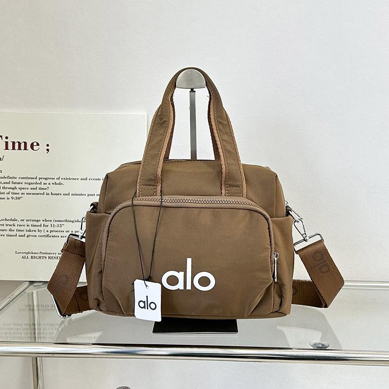 New Big Brand Same Waterproof Letter Solid Color Casual Travel Large Capacity Bag
New Big Brand Same Waterproof Letter Solid Color Casual Travel Large Capacity Bag