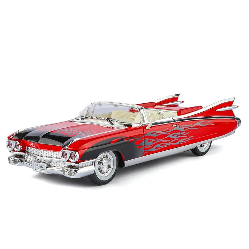 1:24 simulation Cadillac alloy car model convertible supercar, doors and engine hood, trunk can be opened
1:24 simulation Cadillac alloy car model convertible supercar, doors and engine hood, trunk can be opened