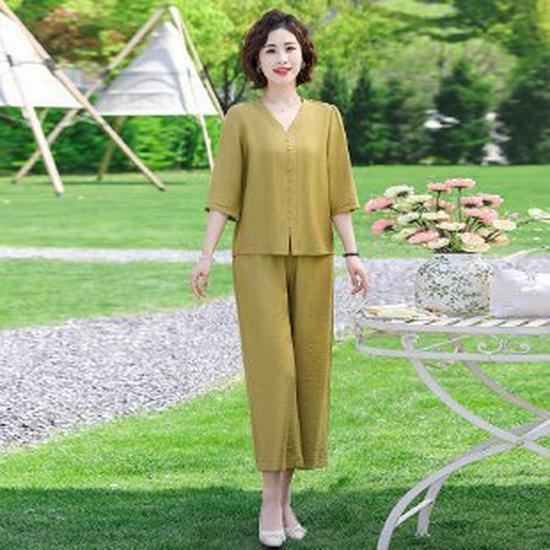 2025 Women s Casual Two-Piece Set: Summer Fashion Top & Wide-Leg Pants for Middle-aged & Elderly Mothers 5XL (recommended 145-160 jin)
2025 Women s Casual Two-Piece Set: Summer Fashion Top & Wide-Leg Pants for Middle-aged & Elderly Mothers 5XL (recommended 145-160 jin)