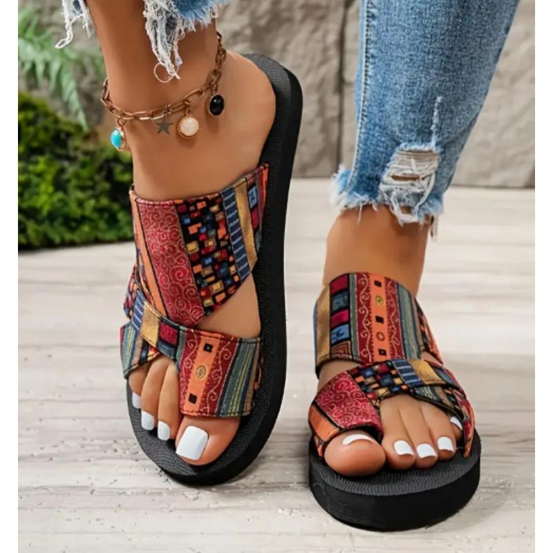 The new summer slip-on toe is a lightweight and comfortable flat fishmouth beach sandal 43
The new summer slip-on toe is a lightweight and comfortable flat fishmouth beach sandal 43