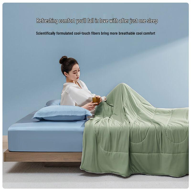 Washable Summer Cooling Duvet 180cm x 200cm
Washable Summer Cooling Duvet 180cm x 200cm