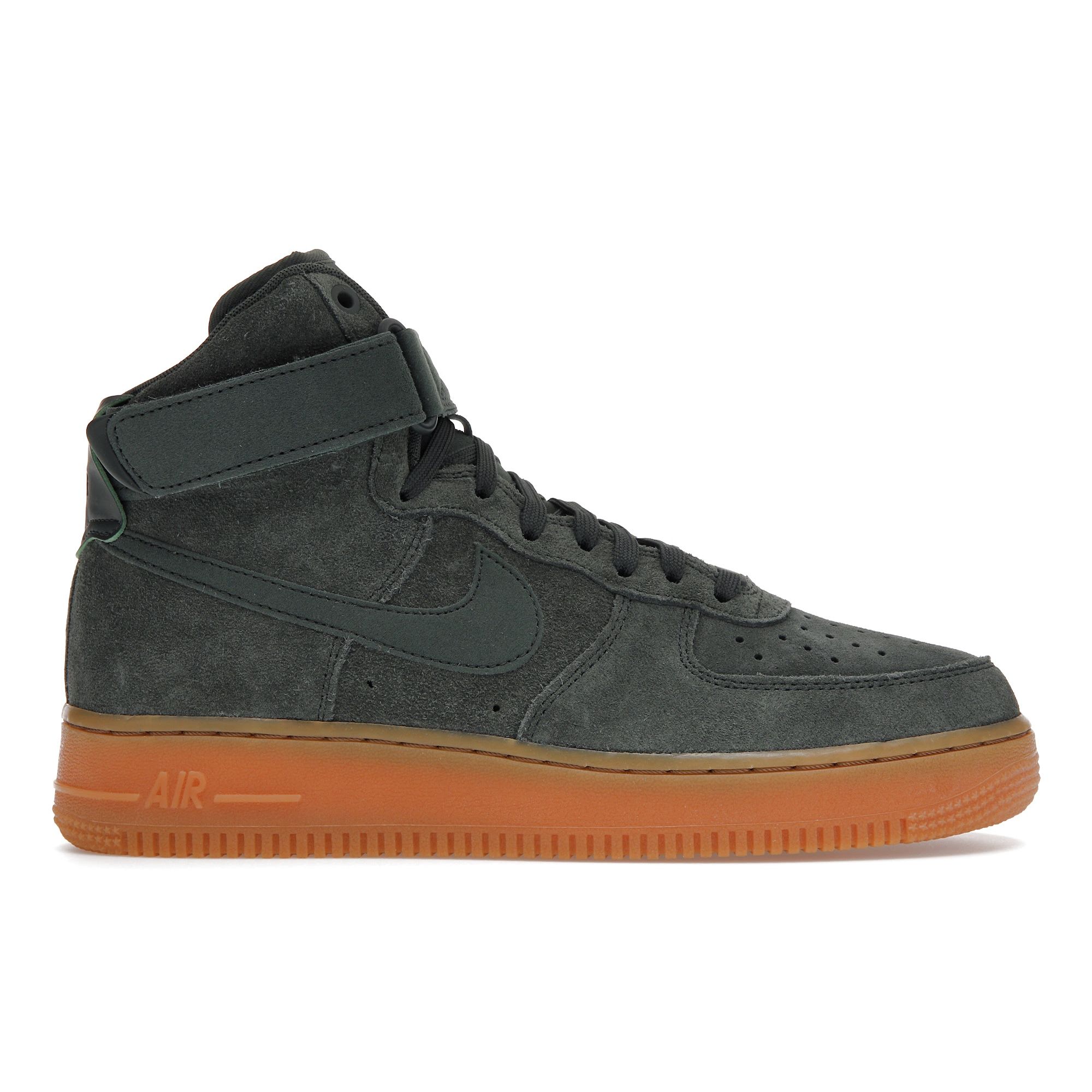 Nike Air Force 1 High 07 LV8 Замшевые винтажные зеленые мужские кроссовки AA1118-300
Nike Air Force 1 High 07 LV8 Замшевые винтажные зеленые мужские кроссовки AA1118-300