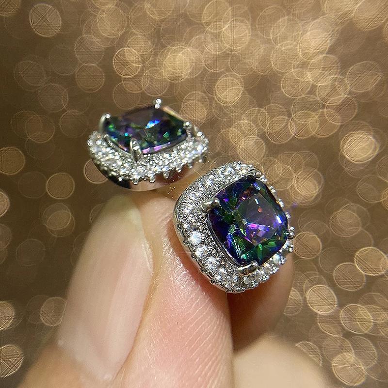 CAOSHI Charming Women Stud Earrings with Bright Multicolor Cubic Zirconia Fashion Female Engagement Ceremony Accessories Zircon
CAOSHI Charming Women Stud Earrings with Bright Multicolor Cubic Zirconia Fashion Female Engagement Ceremony Accessories Zircon