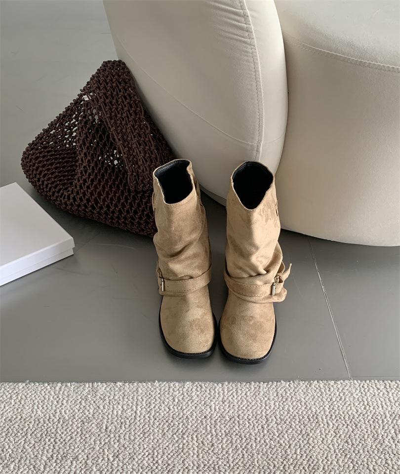 Coarse Heel Black British Medium Martin Boots Women s Boots 2025 Spring and Autumn Single Boots Western Pants Pile Pile Short Boots 39 хаки
Coarse Heel Black British Medium Martin Boots Women s Boots 2025 Spring and Autumn Single Boots Western Pants Pile Pile Short Boots 39 хаки