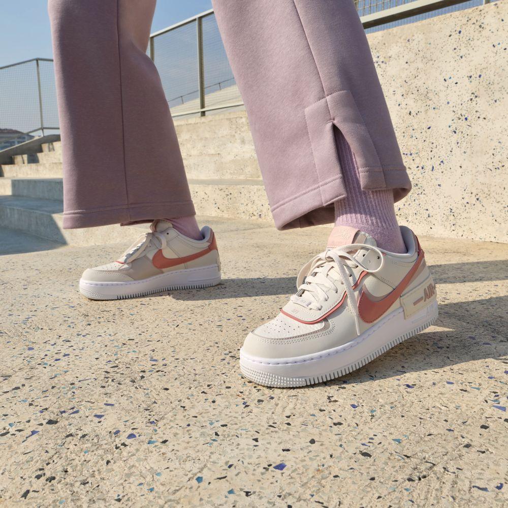 Nike Air Force 1 Low Shadow Phantom Pink Oxford (Women s) 38
Nike Air Force 1 Low Shadow Phantom Pink Oxford (Women s) 38