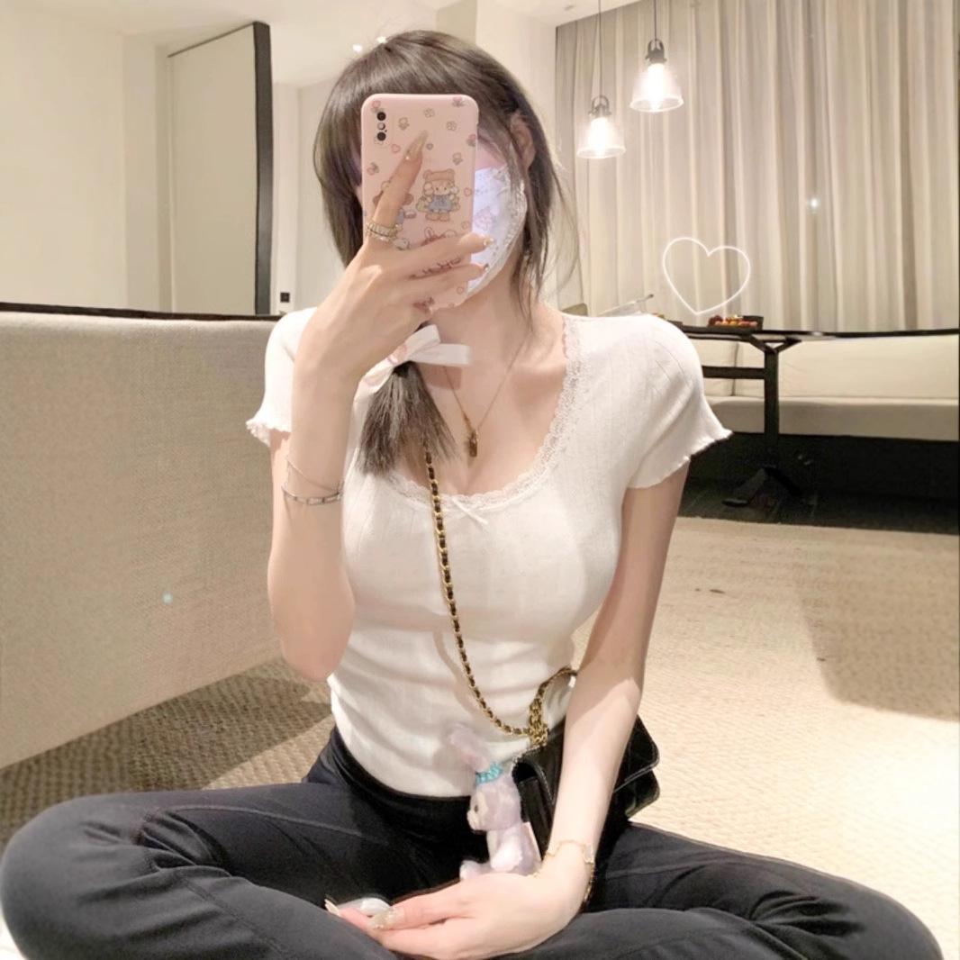Pure & Sexy Lace U-Neck Tee: Women s Slimming Short Sleeve Crop Top for Spring/Summer L
Pure & Sexy Lace U-Neck Tee: Women s Slimming Short Sleeve Crop Top for Spring/Summer L