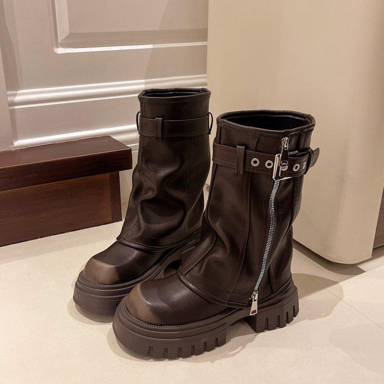 Коричневые узкие ботинки Мартин на платформе в британском стиле женские 2025 новая летняя модель на маленьком толстом каблуке ретро взрывные короткие ботинки 40 коричневый
Коричневые узкие ботинки Мартин на платформе в британском стиле женские 2025 новая летняя модель на маленьком толстом каблуке ретро взрывные короткие ботинки 40 коричневый