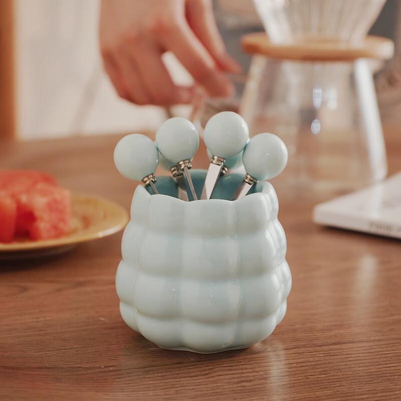 Zhishi Cream Style Ceramic Pearl Fruit Fork Set
Zhishi Cream Style Ceramic Pearl Fruit Fork Set