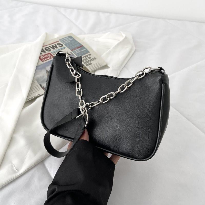 Fashionable Unisex Shoulder Bag With Unique Design And Soft Pu Material Perfect For Any Outfit чорний
Fashionable Unisex Shoulder Bag With Unique Design And Soft Pu Material Perfect For Any Outfit чорний