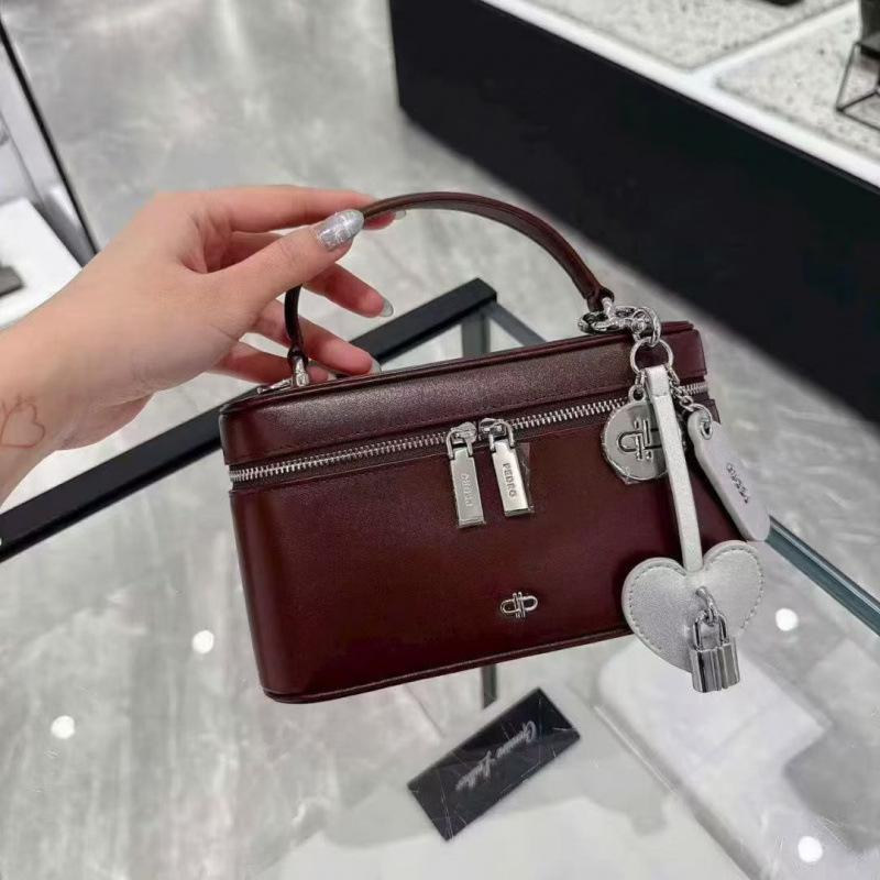 New Xiaoxiangfeng Lock Handbag Women s Premium Messenger Bag Fashion Versatile Small Square Bag 20*11*5.5 темно-красного
New Xiaoxiangfeng Lock Handbag Women s Premium Messenger Bag Fashion Versatile Small Square Bag 20*11*5.5 темно-красного