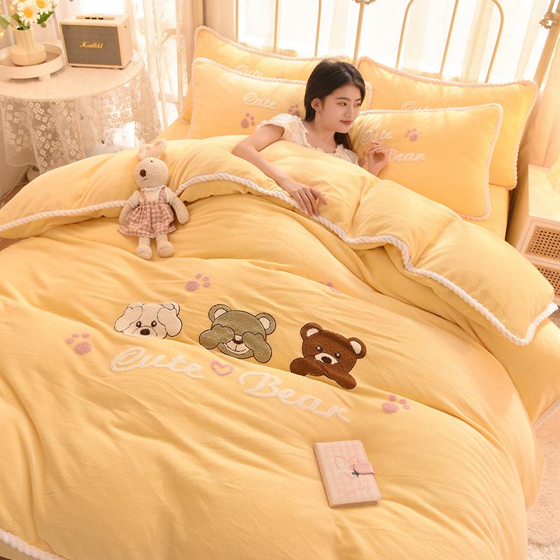 Thickened Milk Coral Fleece Four-Piece Double-Sided Quilt Cover Baby Flannel Fleece Bed Sheet Three-Piece Set 1.2m sheet 3pc
Thickened Milk Coral Fleece Four-Piece Double-Sided Quilt Cover Baby Flannel Fleece Bed Sheet Three-Piece Set 1.2m sheet 3pc