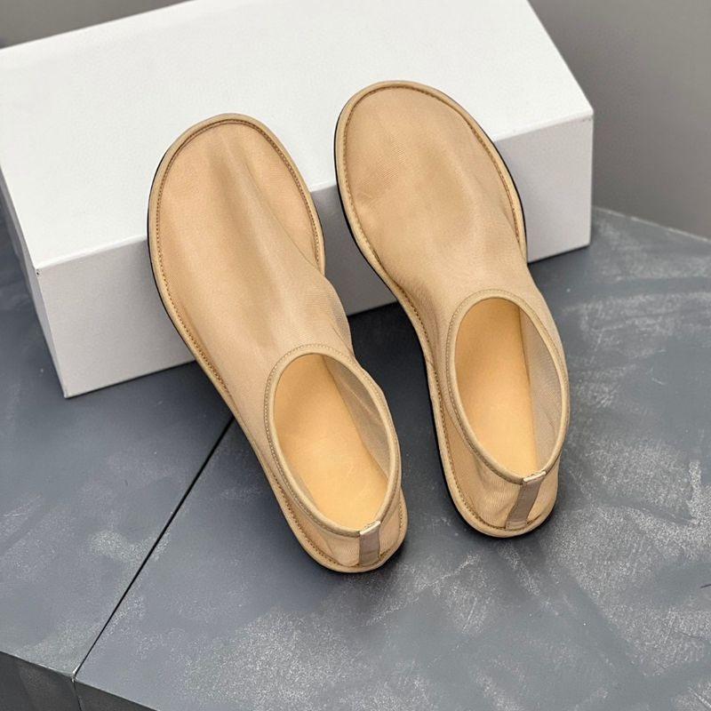 Spring and summer mesh women s single shoes translucent and comfortable flat-bottomed fairy versatile and breathable simple grandma shoes 35 абрикосовий
Spring and summer mesh women s single shoes translucent and comfortable flat-bottomed fairy versatile and breathable simple grandma shoes 35 абрикосовий