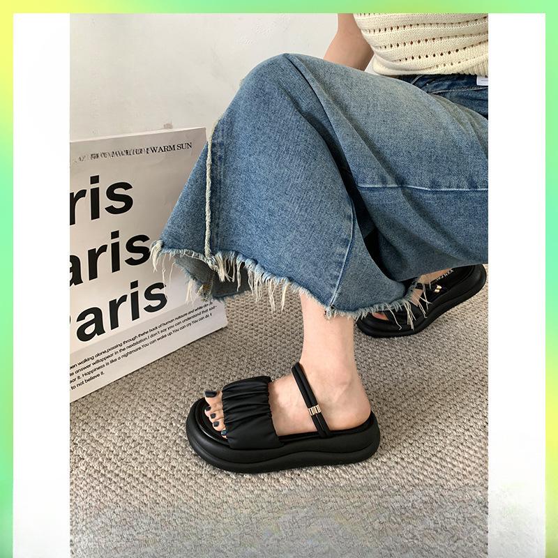 Stepping on shit slippers female summer 2025 new fairy with skirt thick-soled two wear sandals soft-soled beach half slippers 35
Stepping on shit slippers female summer 2025 new fairy with skirt thick-soled two wear sandals soft-soled beach half slippers 35