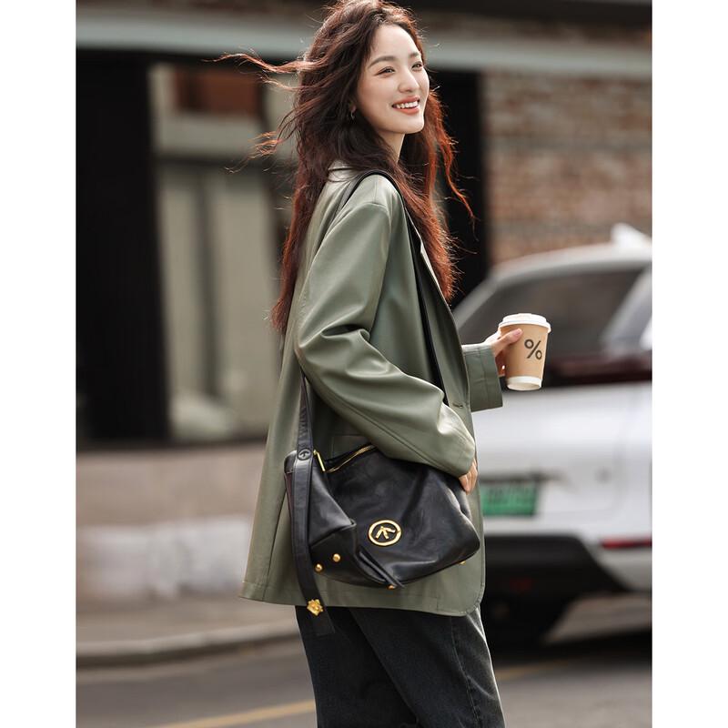Demana Women s Grey-Green PU Leather Blazer L
Demana Women s Grey-Green PU Leather Blazer L