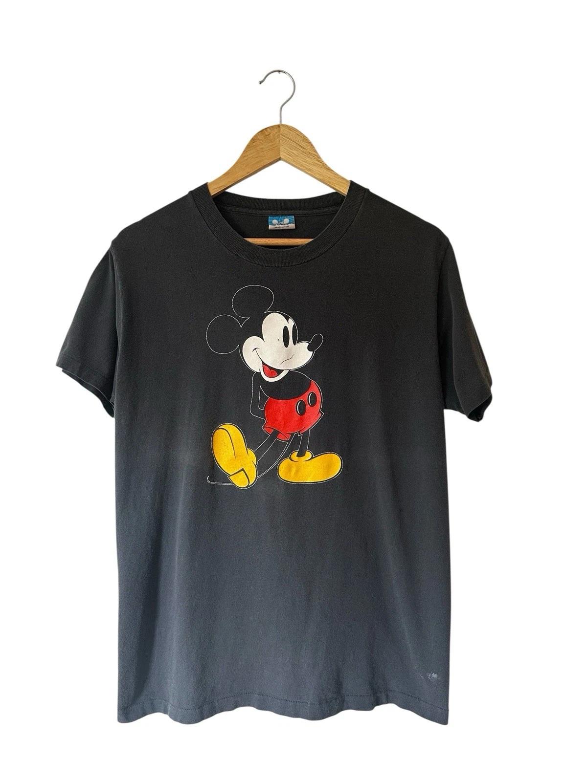 Vintage Mickey Mouse T Shirt Men’s Medium 80’s Disney Essential Black S
Vintage Mickey Mouse T Shirt Men’s Medium 80’s Disney Essential Black S