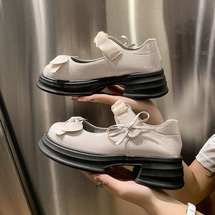 Весна, літо, осінь і зима нові кеди взуття для студентів низькі круглий носок ремінець 40
Весна, літо, осінь і зима нові кеди взуття для студентів низькі круглий носок ремінець 40