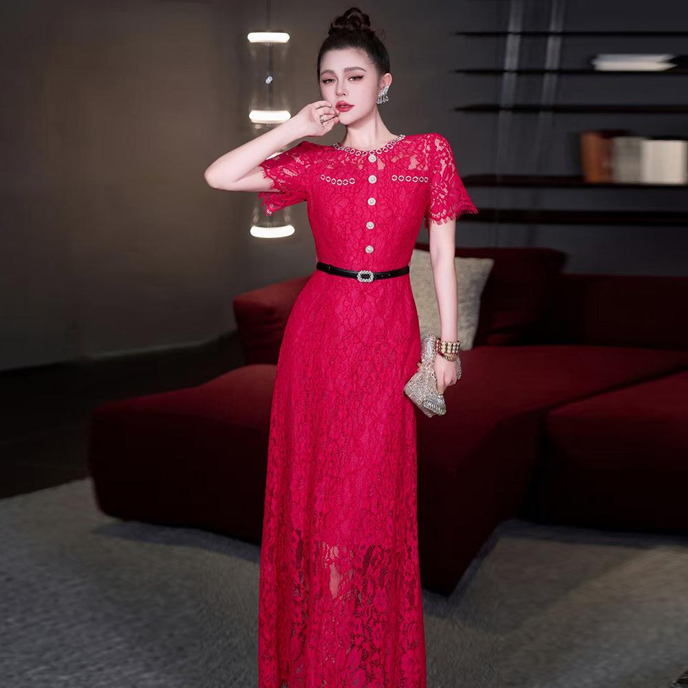2026 European Spring/Summer Women s Lace-Trimmed Waist-Cinched Dress S рожевий червоний колір
2026 European Spring/Summer Women s Lace-Trimmed Waist-Cinched Dress S рожевий червоний колір