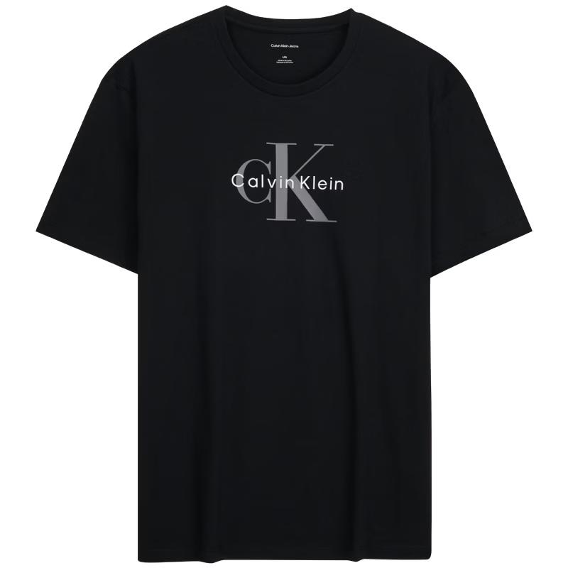 Чоловіча бавовняна футболка з круглим вирізом та логотипом CK Calvin Klein Jeans M
Чоловіча бавовняна футболка з круглим вирізом та логотипом CK Calvin Klein Jeans M