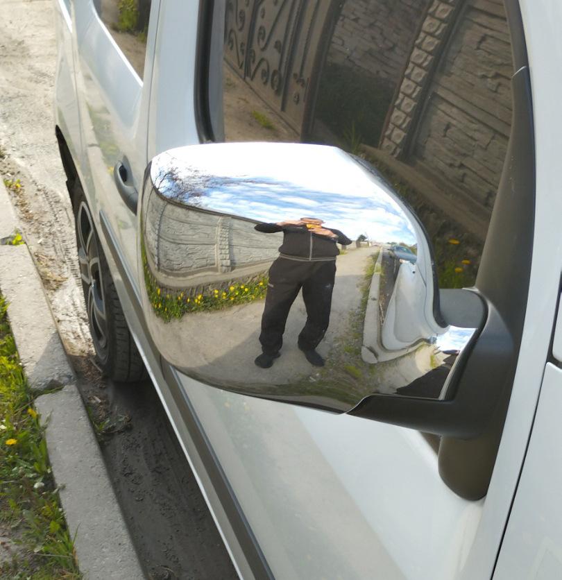 Накладки на дзеркала 2008-2013 (2 шт) Carmos - Хромований пластик для Renault Kangoo 
Накладки на дзеркала 2008-2013 (2 шт) Carmos - Хромований пластик для Renault Kangoo