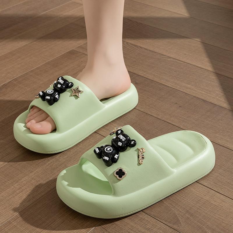 New Women s EVA Trend Cartoon Bear Sandals Thick Soles Non-slip Casual Indoor Bathroom Slippers Man s Outdoor Couples Slippers
New Women s EVA Trend Cartoon Bear Sandals Thick Soles Non-slip Casual Indoor Bathroom Slippers Man s Outdoor Couples Slippers