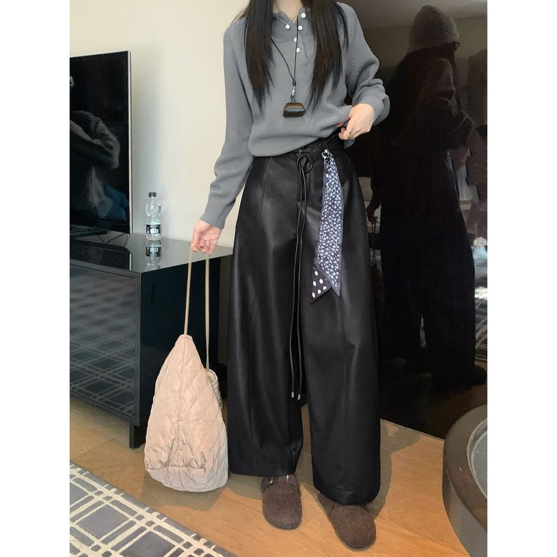 Kumikumi Американский винтаж ПУ кожа Свободные Брюки кэжуал с высокой посадкой Женские Осенние Универсальные Утягивающие Широкие брюки Клеш No belt for Black XL
Kumikumi Американский винтаж ПУ кожа Свободные Брюки кэжуал с высокой посадкой Женские Осенние Универсальные Утягивающие Широкие брюки Клеш No belt for Black XL