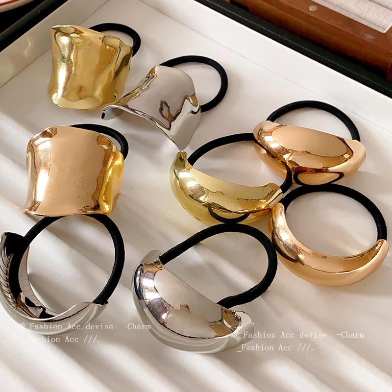 Trendy 2024 Geometric Elastic Hair Ties – Minimalist and Fashionable Accessories for Women
Trendy 2024 Geometric Elastic Hair Ties – Minimalist and Fashionable Accessories for Women