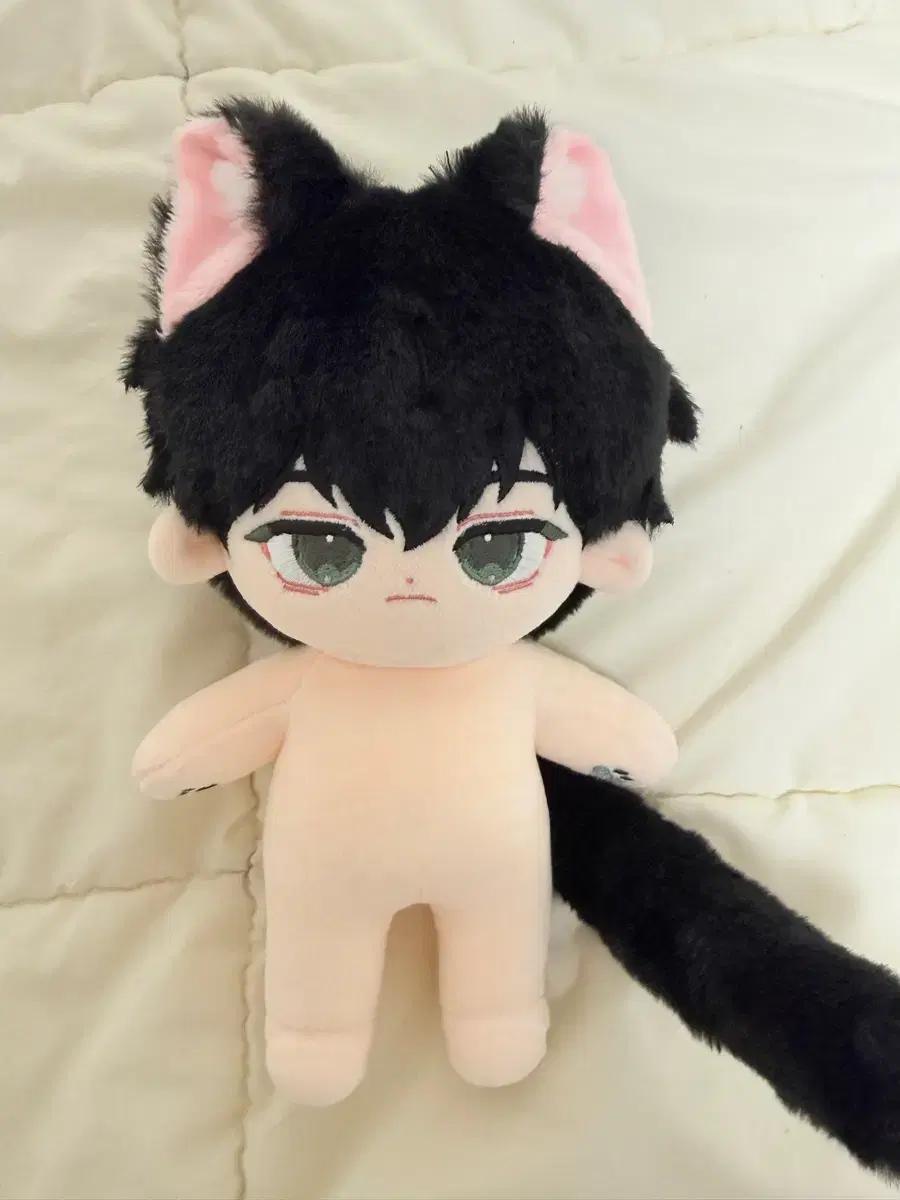 PLAVE 20cm Plush Toy Used
PLAVE 20cm Plush Toy Used