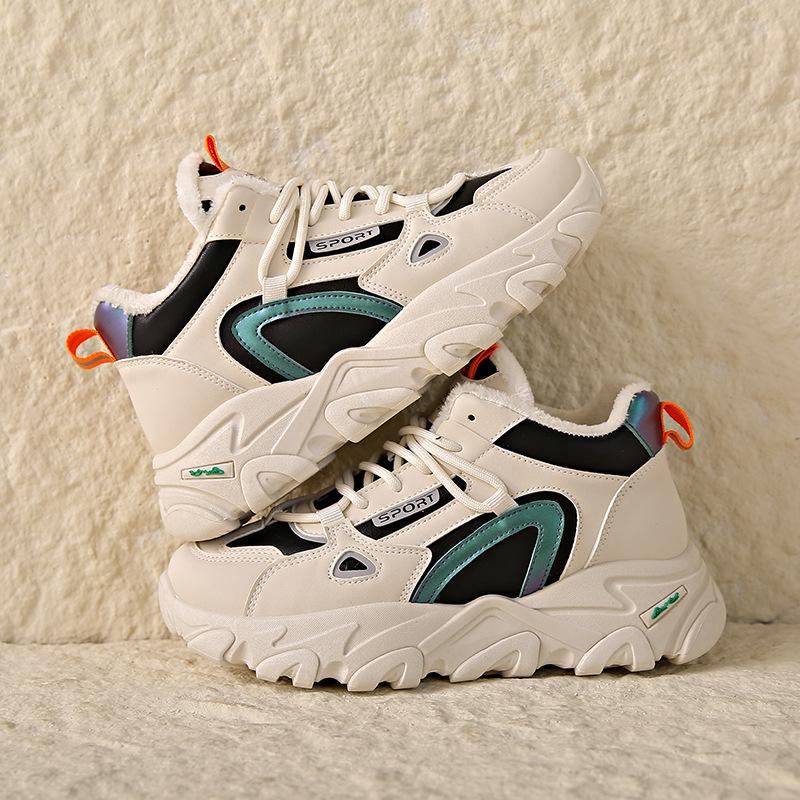 Winter new velvet casual shoes fashion Korean version of sports women s shoes trend warm dad shoes middle help shoes can be 35
Winter new velvet casual shoes fashion Korean version of sports women s shoes trend warm dad shoes middle help shoes can be 35