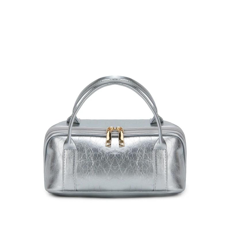 Casual Solid PU Style Cosmetic Bags & Cases Zipper Special Shape Large Capacity High Quality Handbags for Women 2025 Fashion New срібний
Casual Solid PU Style Cosmetic Bags & Cases Zipper Special Shape Large Capacity High Quality Handbags for Women 2025 Fashion New срібний