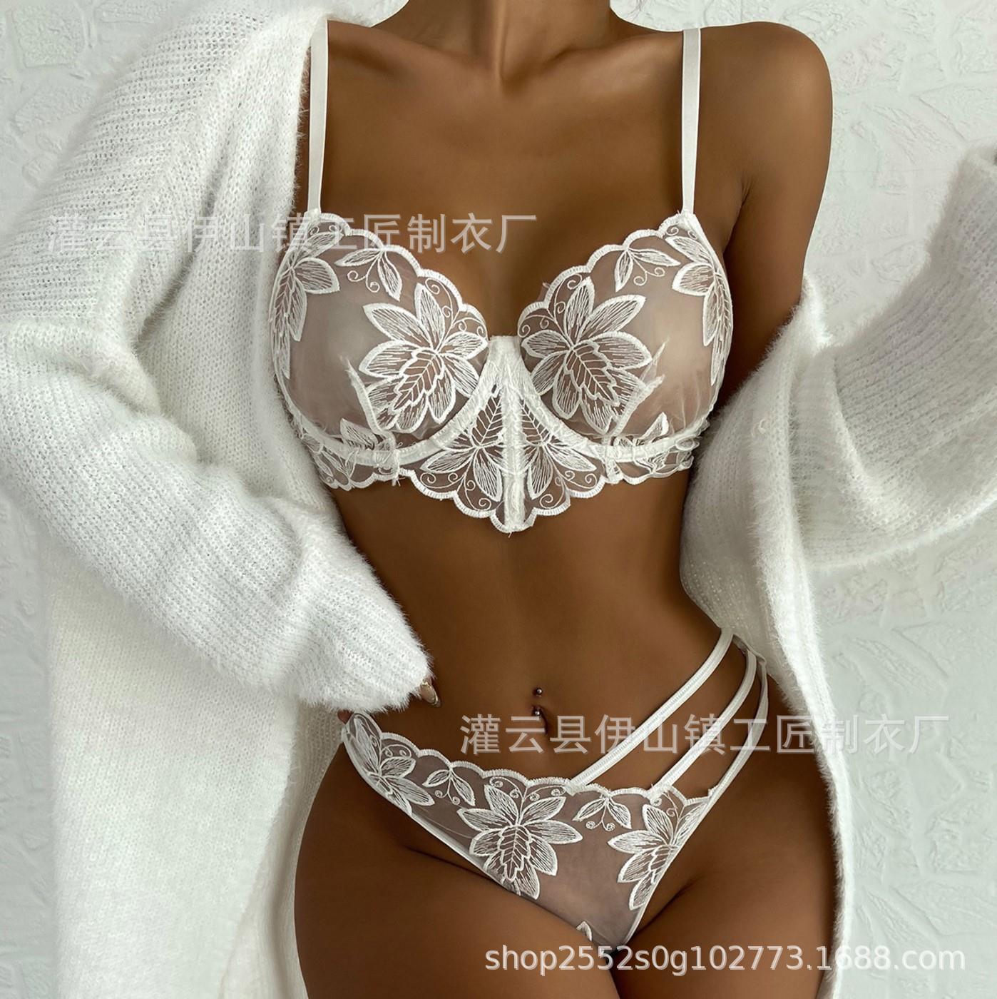 Pure desire European and American sexy embroidered underwear underwear two-piece set mesh lace erotic underwear set women XL білий
Pure desire European and American sexy embroidered underwear underwear two-piece set mesh lace erotic underwear set women XL білий