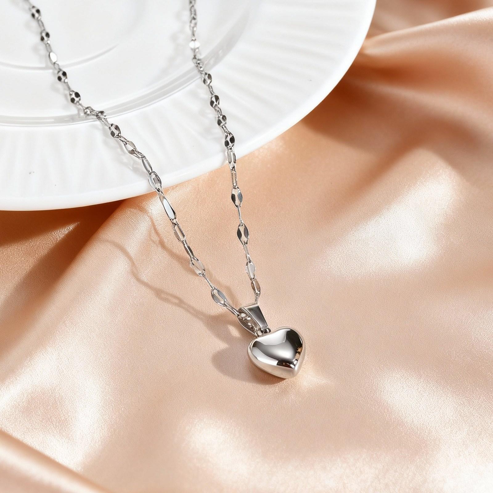 Gold Plated Heart Pendant Necklace for Women, Waterproof Stainless Steel Clavicle Chain Necklace, Minimalist Fashion Jewelry
Gold Plated Heart Pendant Necklace for Women, Waterproof Stainless Steel Clavicle Chain Necklace, Minimalist Fashion Jewelry