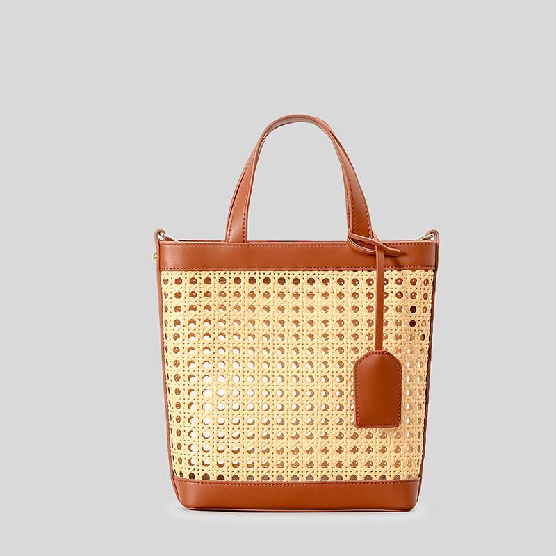 2025 Luxury Designer Women s Straw Beach Bag Ladies Woven Grass Handbags Summer Totes New Fashion Crossbody Shoulder Bag
2025 Luxury Designer Women s Straw Beach Bag Ladies Woven Grass Handbags Summer Totes New Fashion Crossbody Shoulder Bag