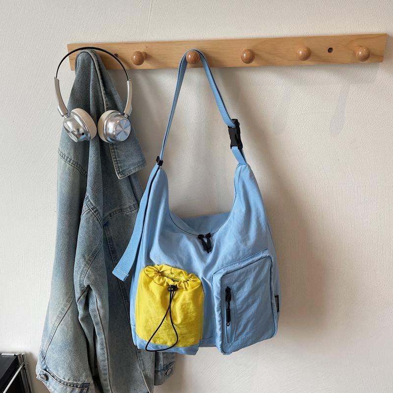 Large-capacity bag women s autumn and winter versatile new casual shoulder messenger bag sports and leisure синий
Large-capacity bag women s autumn and winter versatile new casual shoulder messenger bag sports and leisure синий