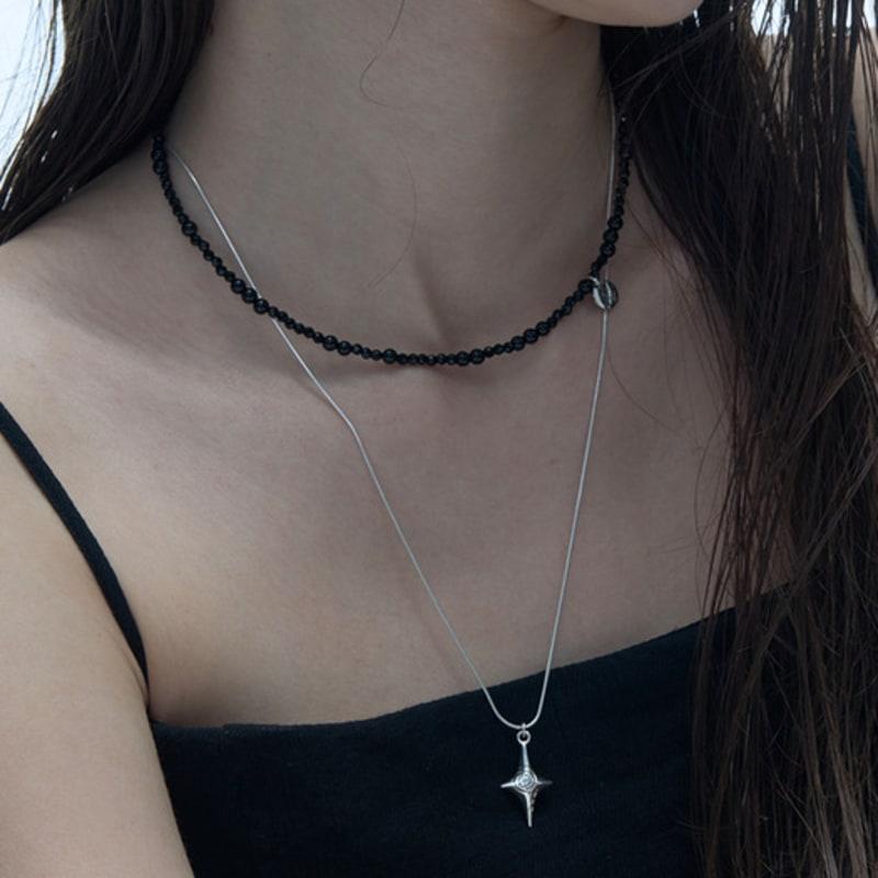 XANADU BERRY NECKLACE_BLACK BLACK
XANADU BERRY NECKLACE_BLACK BLACK
