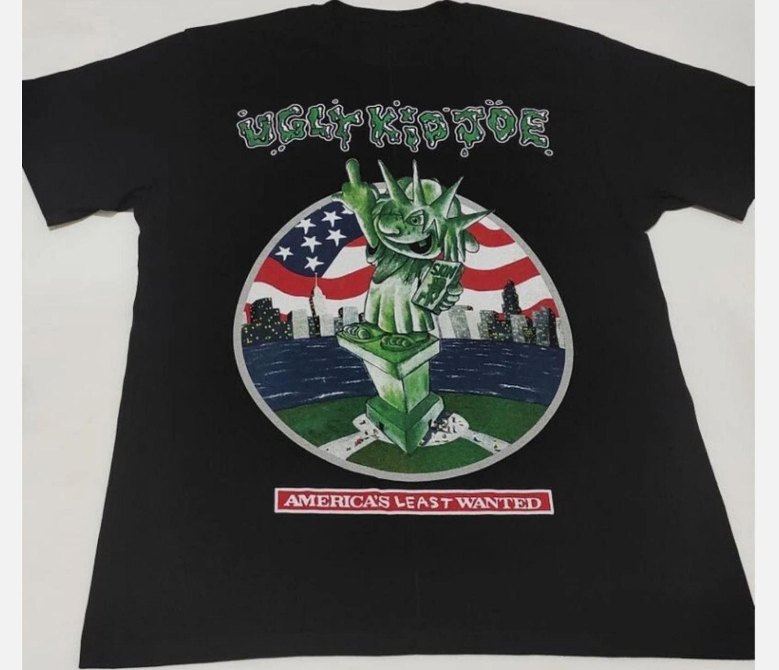 Винтажная футболка группы Ugly Kid Joe из плотного хлопка, черная, унисекс, полноразмерная XL
Винтажная футболка группы Ugly Kid Joe из плотного хлопка, черная, унисекс, полноразмерная XL