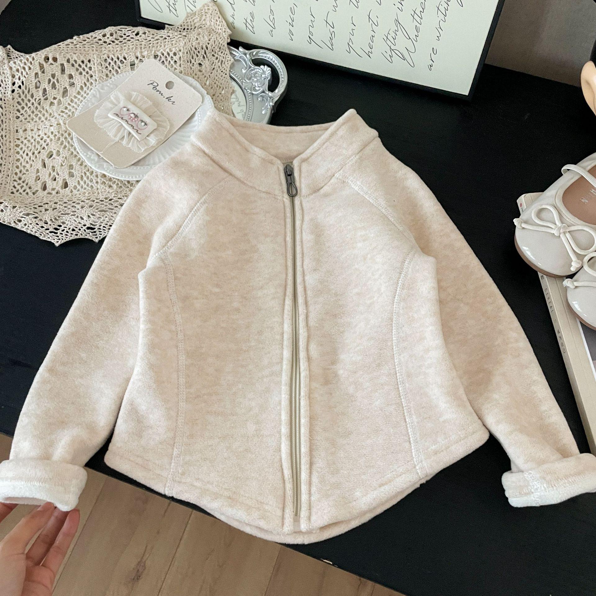 Colorful Koala Women s Fleece Wool Silk Zipper Hoodie for Indoor or Outdoor Wear Size 80
Colorful Koala Women s Fleece Wool Silk Zipper Hoodie for Indoor or Outdoor Wear Size 80