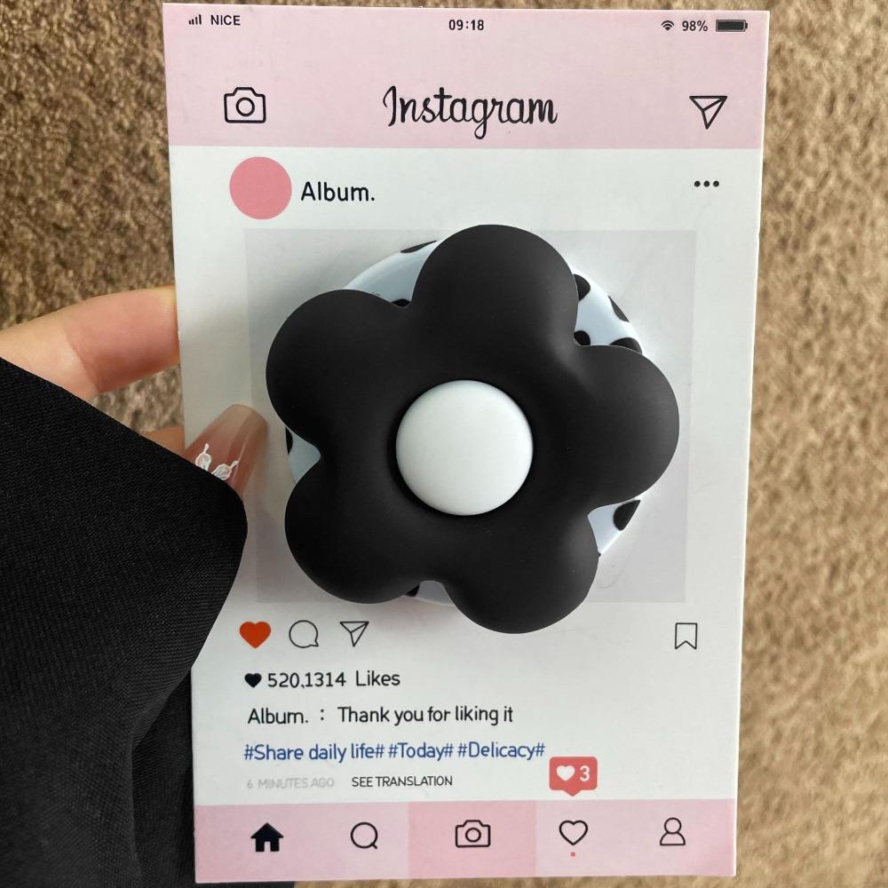 Cute 3D Stereoscopic Floral Magnetic Air Bag Phone Stand Universal For iPhone 17 Samsung For Magsafe Lazy Desktop Griptok Holder
Cute 3D Stereoscopic Floral Magnetic Air Bag Phone Stand Universal For iPhone 17 Samsung For Magsafe Lazy Desktop Griptok Holder