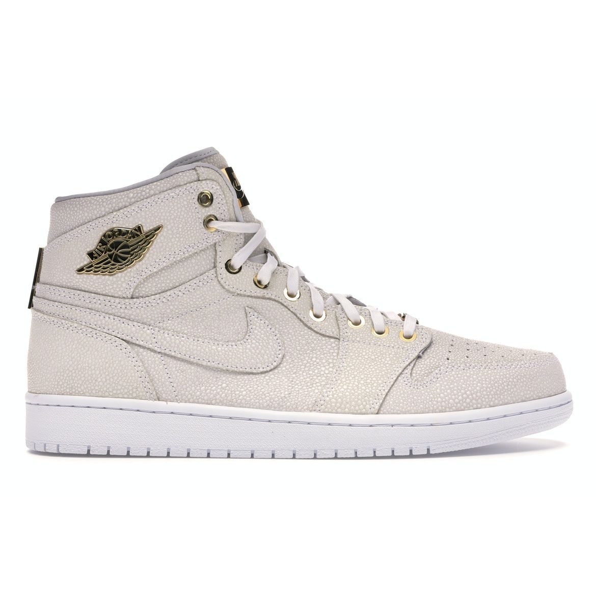 Air Jordan 1 Retro High OG Pinnacle мужские кроссовки белые металлик-золото 705075-130
Air Jordan 1 Retro High OG Pinnacle мужские кроссовки белые металлик-золото 705075-130