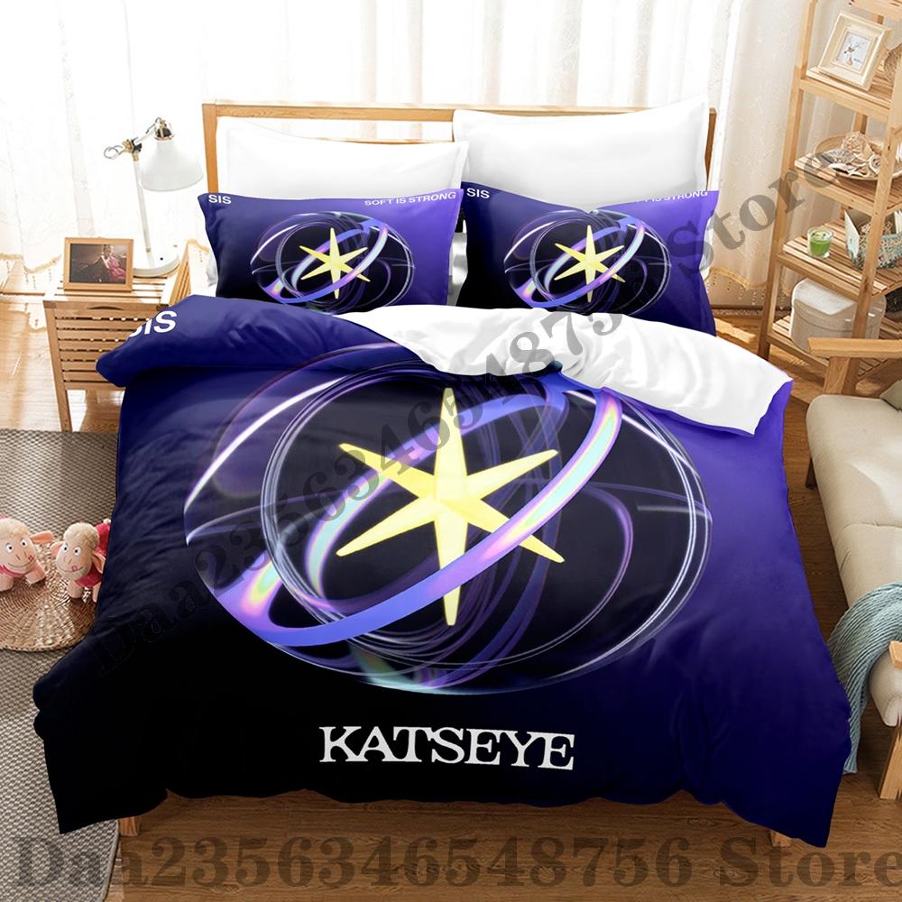 Новий Комплект Постільної Білизни KATSEYE Односпальний Twin Повний Queen King Розмір Комплект для Ліжка Доросла Спальня Комплекти з Підковдрами Аніме Комплект Постільної Білизни EU Single(135x200cm)
Новий Комплект Постільної Білизни KATSEYE Односпальний Twin Повний Queen King Розмір Комплект для Ліжка Доросла Спальня Комплекти з Підковдрами Аніме Комплект Постільної Білизни EU Single(135x200cm)