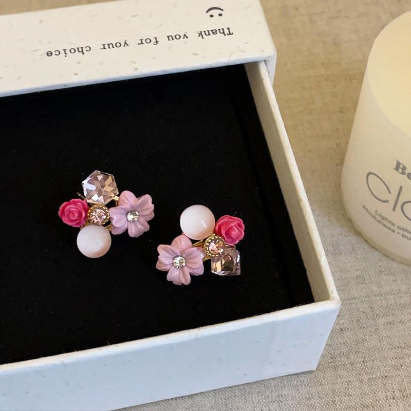 Корейские ретро-серьги с кристаллами: Высококачественный дизайн в тонах для женщин
Корейские ретро-серьги с кристаллами: Высококачественный дизайн в тонах для женщин