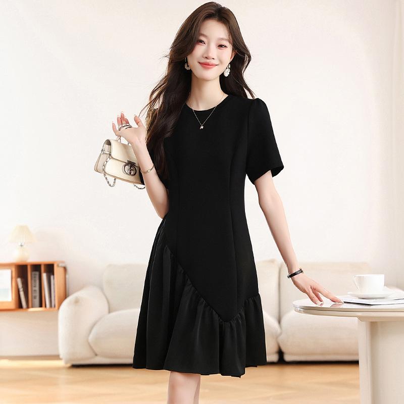Luxury Petite Loose Patchwork T-Shirt Dress - 2026 Summer New Fashion Design Medium чёрный
Luxury Petite Loose Patchwork T-Shirt Dress - 2026 Summer New Fashion Design Medium чёрный