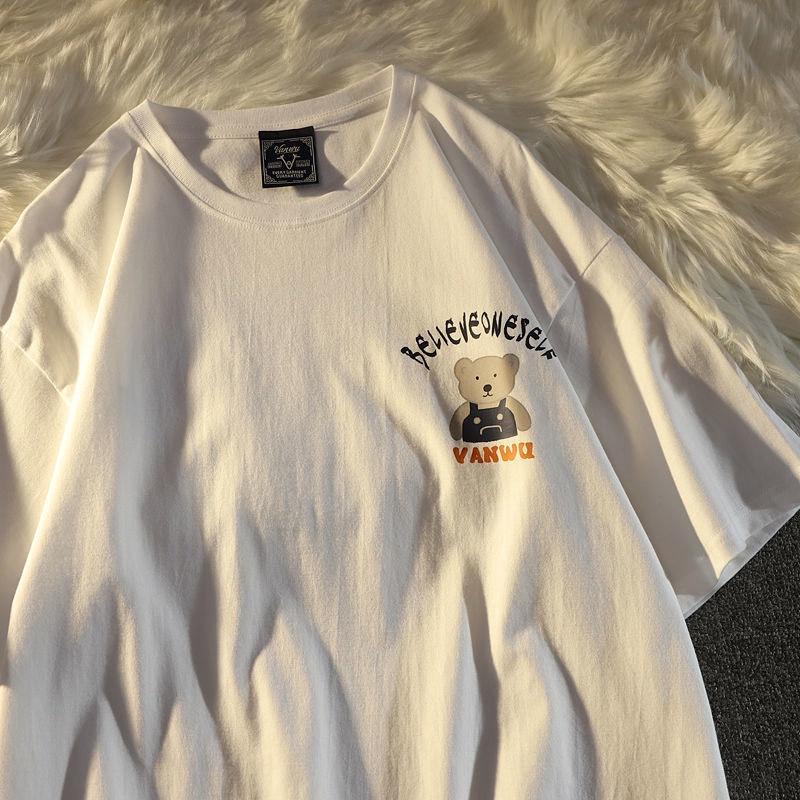 Plus Size American Retro Bear Graphic Unisex T-shirt - Loose Fit, Trendy Short Sleeve 3XL (for 156-170 Jin) белый
Plus Size American Retro Bear Graphic Unisex T-shirt - Loose Fit, Trendy Short Sleeve 3XL (for 156-170 Jin) белый