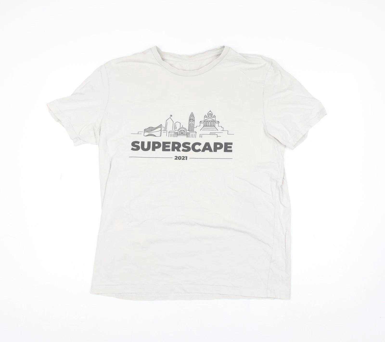 Supermetrics Men White SUPERSCAPE 2021 Graphic Cotton T-Shirt M 2XL
Supermetrics Men White SUPERSCAPE 2021 Graphic Cotton T-Shirt M 2XL