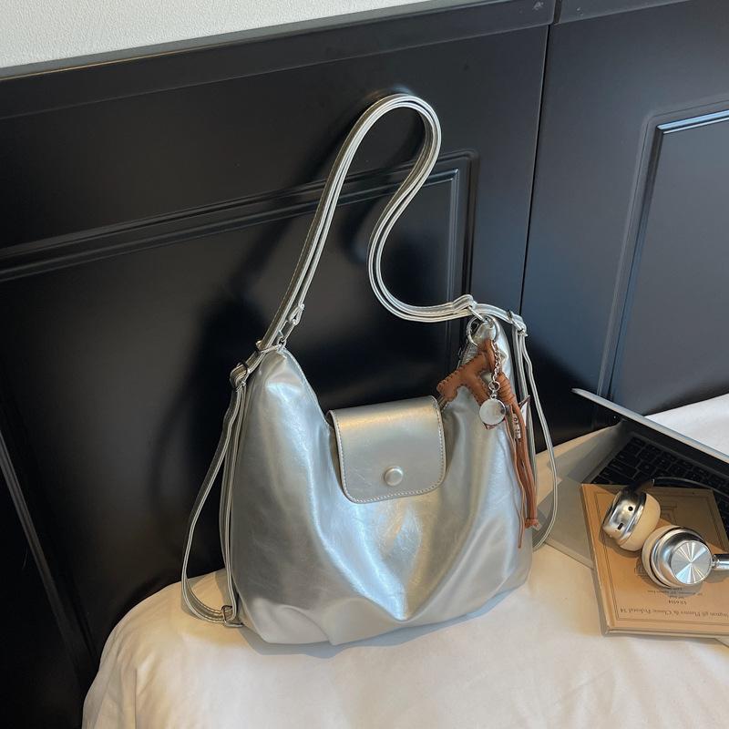 Стильная летняя сумка-тоут большой вместимости на одно плечо и на два плеча с высокими стандартами внешнего вида серебряный
Стильная летняя сумка-тоут большой вместимости на одно плечо и на два плеча с высокими стандартами внешнего вида серебряный