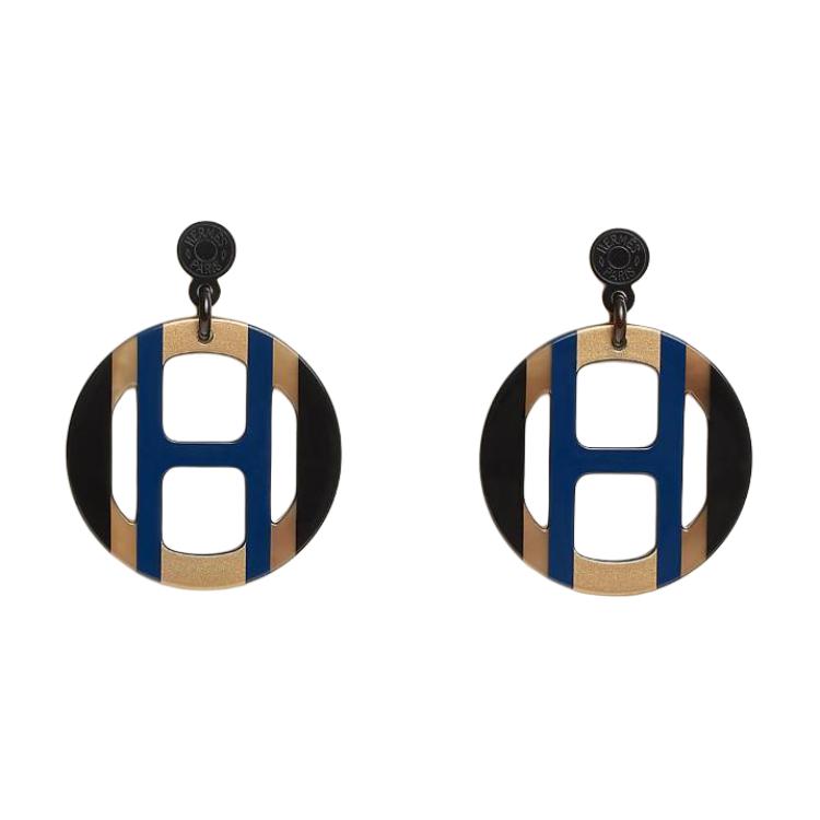 Hermès H Equipe Hollow Design Lacquered Corner Earrings Women earrings Blue H057086FL25 Box+Shopping Bag
Hermès H Equipe Hollow Design Lacquered Corner Earrings Women earrings Blue H057086FL25 Box+Shopping Bag