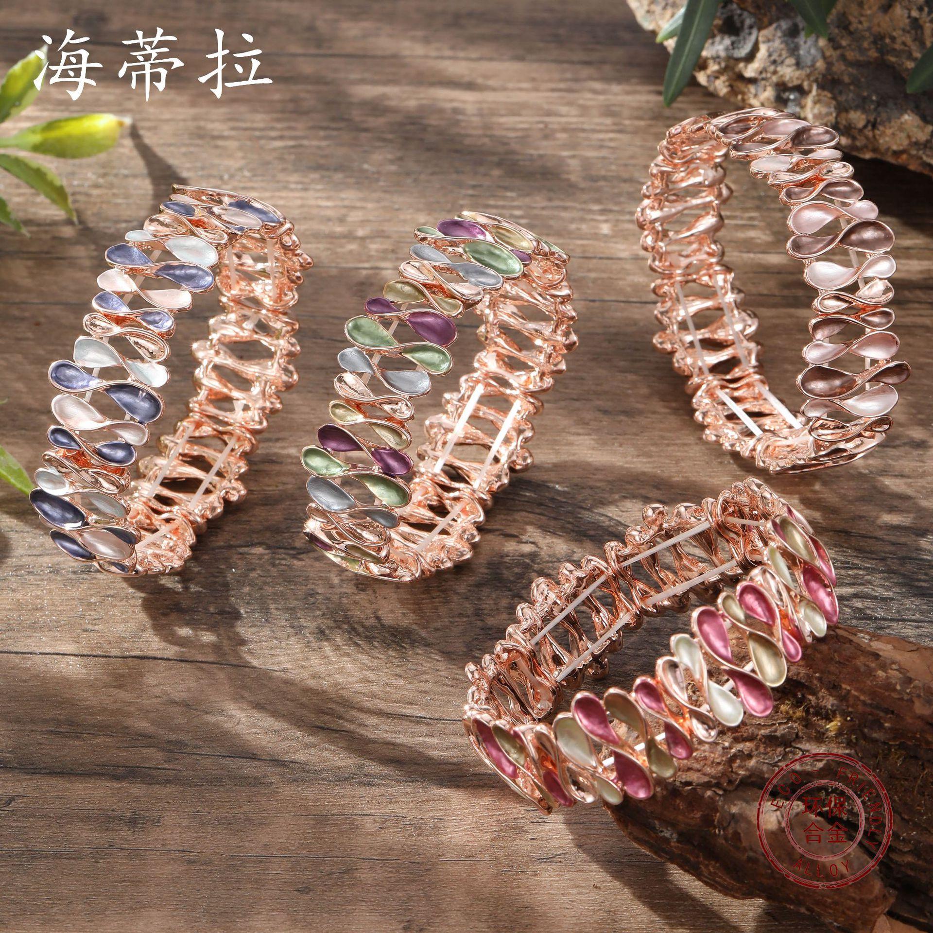 Color painting oil geometric hollow flower elastic bracelet, fashionable and high-end women s versatile bracelet
Color painting oil geometric hollow flower elastic bracelet, fashionable and high-end women s versatile bracelet