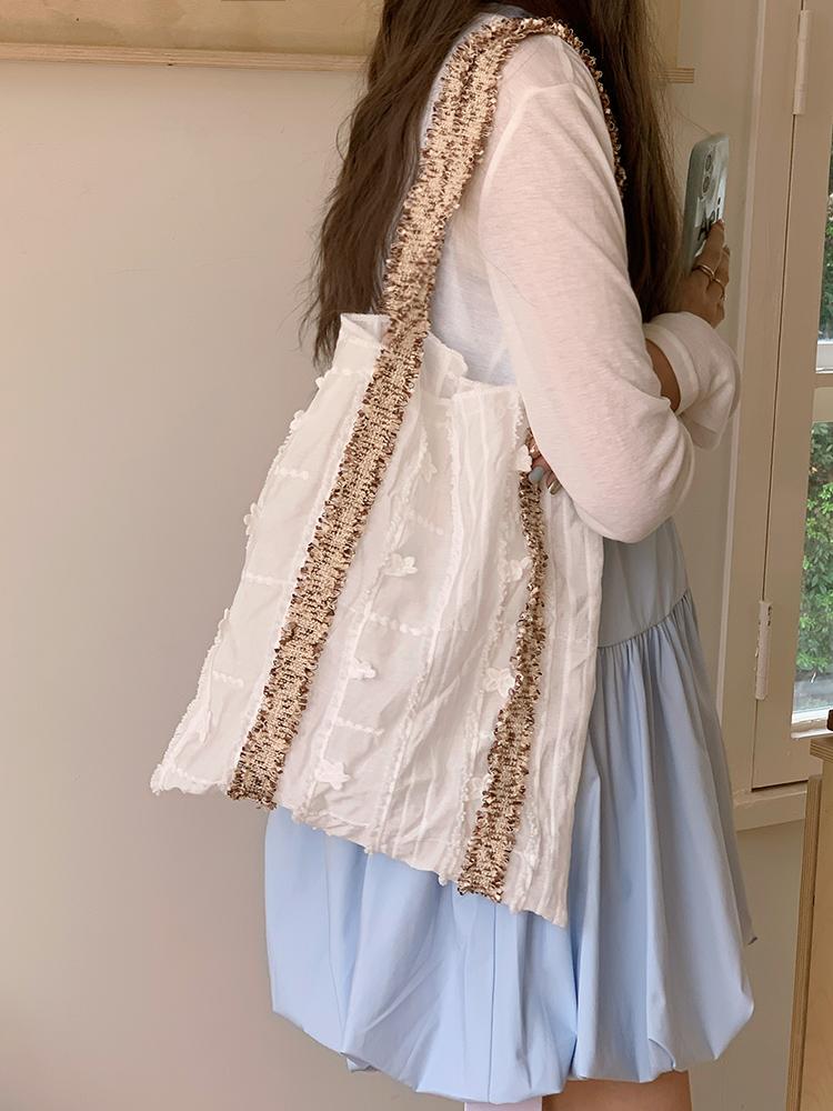 Summer Lace Flower Webbing Women s Shoulder Bags Large Capacity Portable Ladies Shopping Bag Travel Casual Female Tote Handbags бежевий
Summer Lace Flower Webbing Women s Shoulder Bags Large Capacity Portable Ladies Shopping Bag Travel Casual Female Tote Handbags бежевий